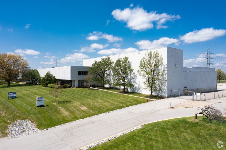 7100 Industrial Rd, Florence, KY à vendre - Photo de l’immeuble – Image 2 sur 7