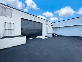 Plus de détails pour 286-288 NE 67th St, Miami, FL - Industriel/Logistique à louer