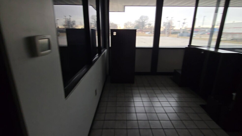 3003 S Memorial Dr, Tulsa, OK à vendre - Vidéo sur l’annonce professionnelle – Image 3 sur 41