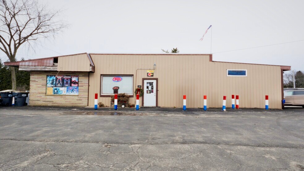 441 E Main St, Hartford, MI à vendre - Photo de l’immeuble – Image 2 sur 9