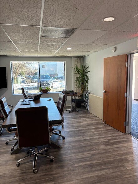 316 E Market St, Leesburg, VA à vendre - Photo de l’immeuble – Image 2 sur 39