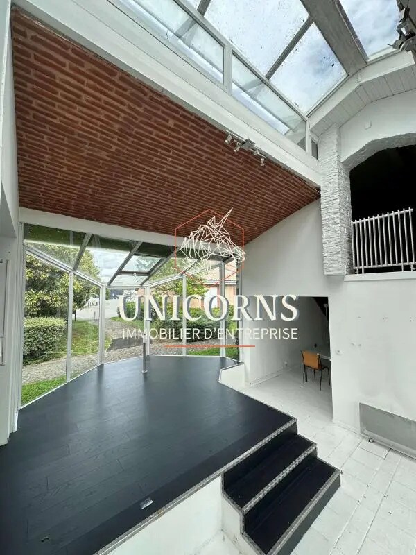 Bureau dans Portet-sur-Garonne à louer Photo de l’immeuble– Image 1 sur 5