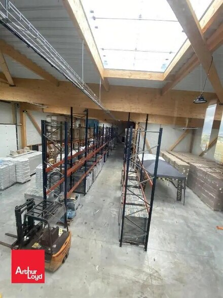 Local d'activités dans Chartres à vendre - Photo de l’immeuble – Image 2 sur 6