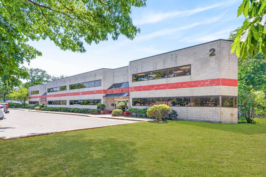 2 Meridian Rd, Eatontown, NJ à louer - Photo de l’immeuble – Image 3 sur 5