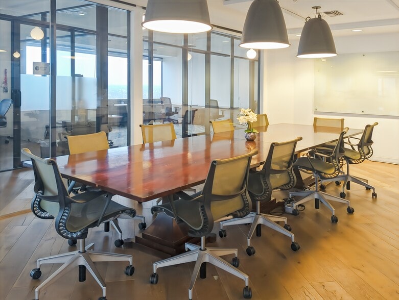 11845 W Olympic Blvd, Los Angeles, CA à louer - Photo intérieure – Image 2 sur 18