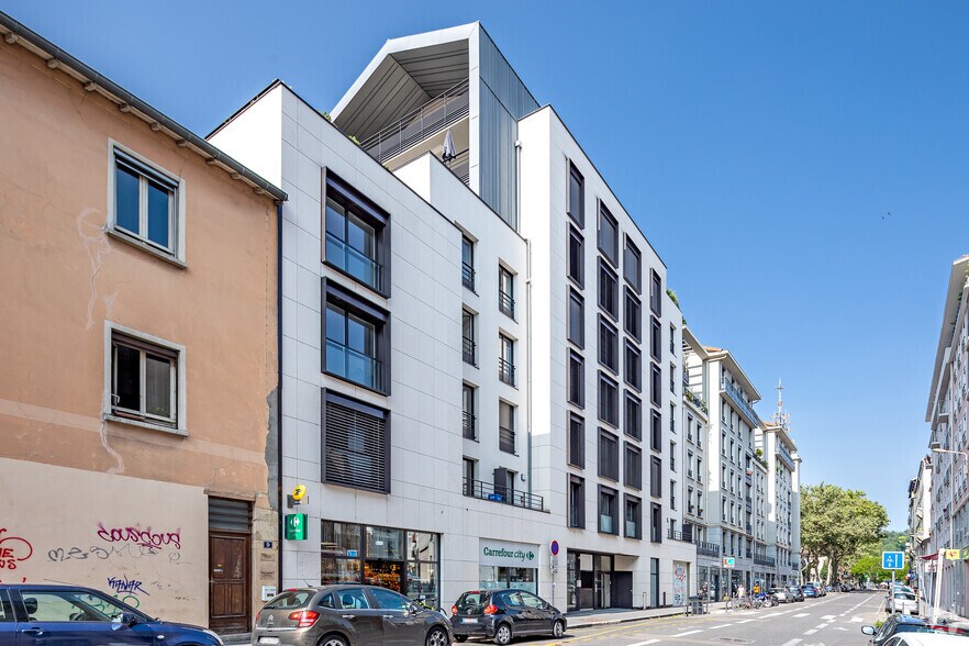 Local commercial dans Lyon à louer - Photo de l’immeuble – Image 2 sur 3