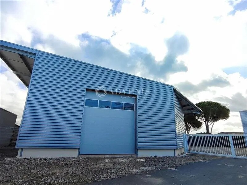 Industriel/Logistique dans Pézenas à louer Photo de l’immeuble– Image 1 sur 5