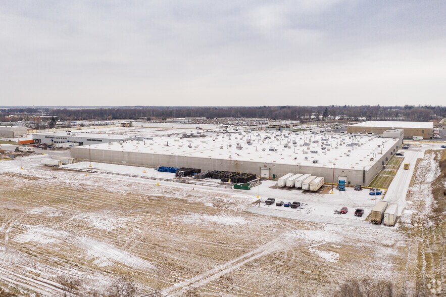 6600 New Venture Gear Dr, East Syracuse, NY à louer - Aérien – Image 3 sur 21