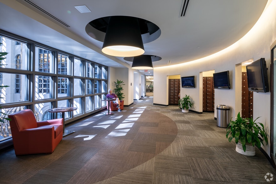 191 peachtree St NE, Atlanta, GA à louer - Photo intérieure – Image 2 sur 55
