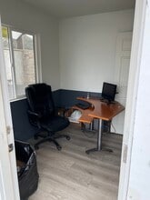 17035 Sierra Hwy, Santa Clarita, CA à louer Photo intérieure– Image 1 sur 4