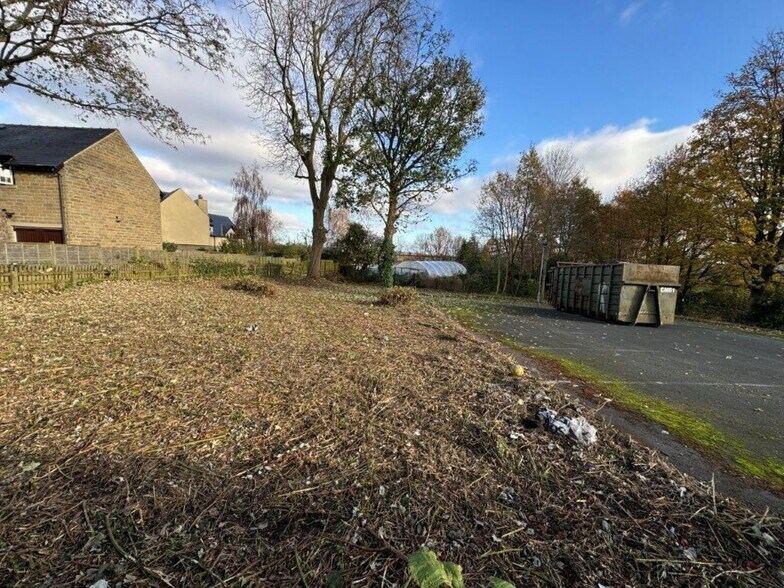 72-74 New North Rd, Huddersfield à vendre - Photo de l’immeuble – Image 2 sur 5