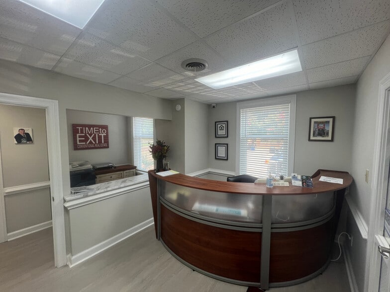 1100 Eaglewood Dr, Virginia Beach, VA à louer - Photo intérieure – Image 3 sur 15