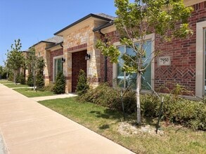 7950 Preston Rd, Frisco, TX à louer Photo de l’immeuble– Image 1 sur 17