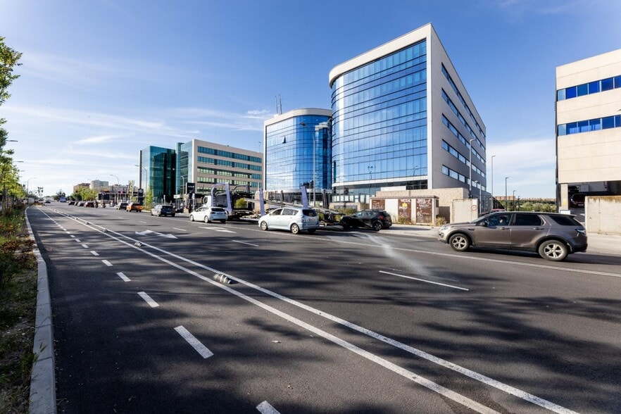 Avenida de la Albufera, 321, Madrid, Madrid à vendre - Photo de l’immeuble – Image 1 sur 6