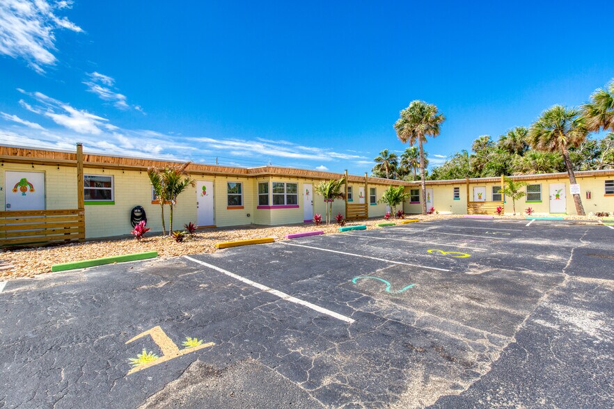 2240 S Atlantic Ave, Daytona Beach, FL à vendre - Photo de l’immeuble – Image 2 sur 20