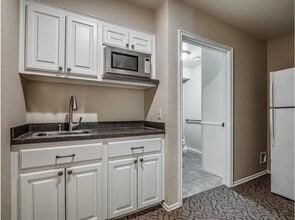 525 Tower Dr, Moore, OK à louer Photo intérieure– Image 2 sur 3