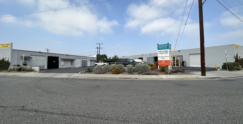4215 Alderson Ave, Baldwin Park, CA à louer - Photo de l’immeuble – Image 1 sur 3