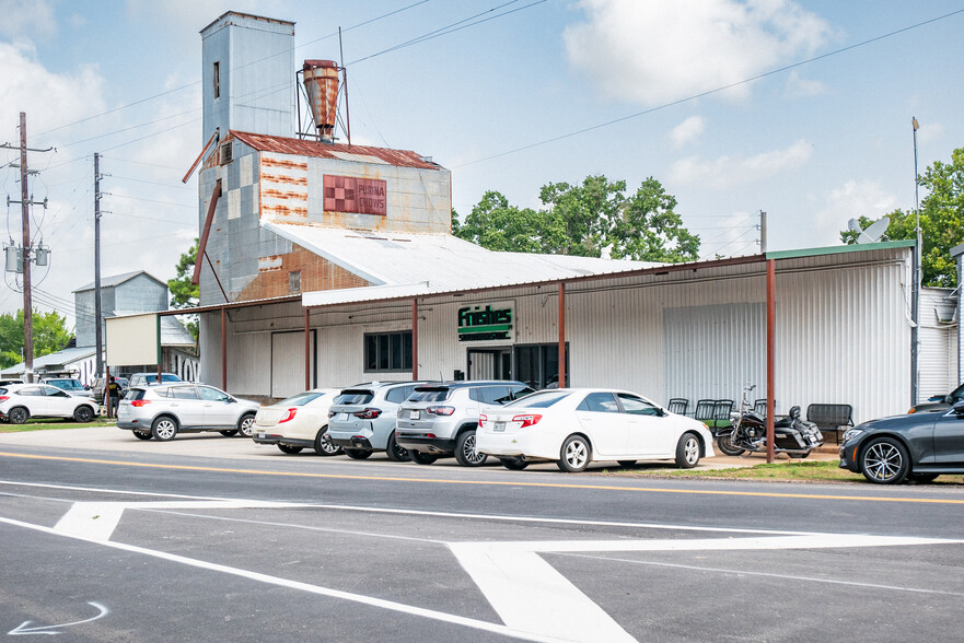 2614 Washington St, Waller, TX à louer - Photo de l’immeuble – Image 1 sur 7