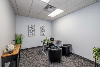 3000 E Ridge Rd, Rochester, NY à louer Photo intérieure– Image 2 sur 9