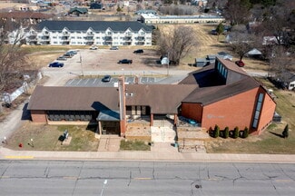 Plus de détails pour 114 Dahlin ave, Isanti, MN - Spécialisé à vendre
