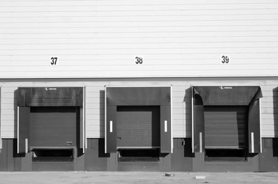 Industriel/Logistique dans Val-de-Reuil à louer - Photo de l’immeuble – Image 2 sur 3