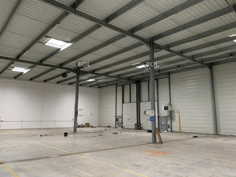 Industriel/Logistique dans Moissy-Cramayel à louer - Photo intérieure – Image 2 sur 9