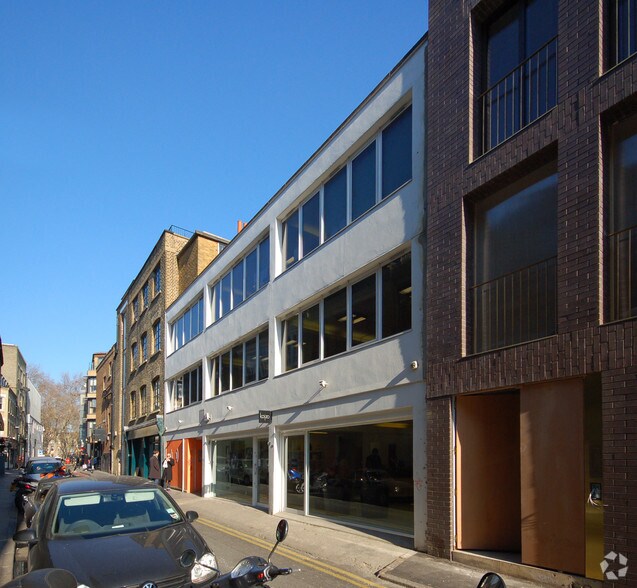 67 Charlotte Rd, Londres à louer - Photo de l’immeuble – Image 2 sur 2