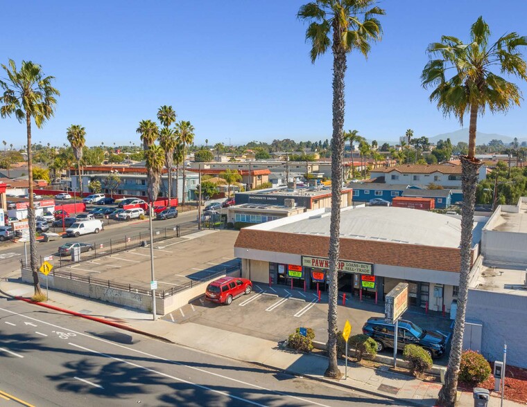 389 Broadway, Chula Vista, CA à vendre - Photo de l’immeuble – Image 2 sur 6