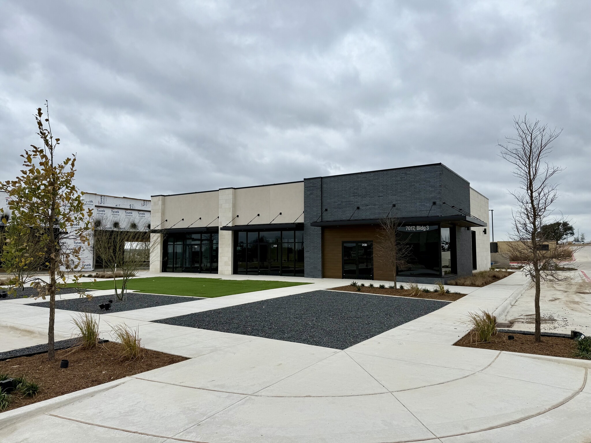 7017 Crossroads Way, Temple, TX à louer Photo de l’immeuble– Image 1 sur 2