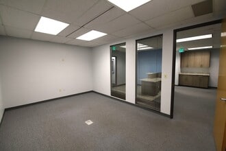 12150-12200 E Briarwood Ave, Centennial, CO à louer Photo intérieure– Image 2 sur 10