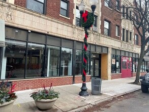 4601-4609 N Lincoln Ave, Chicago, IL à louer Photo de l’immeuble– Image 1 sur 5