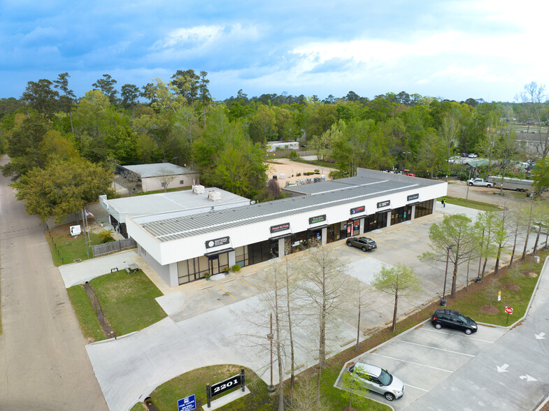 2201 11th St, Mandeville, LA à louer - Photo de l’immeuble – Image 3 sur 4