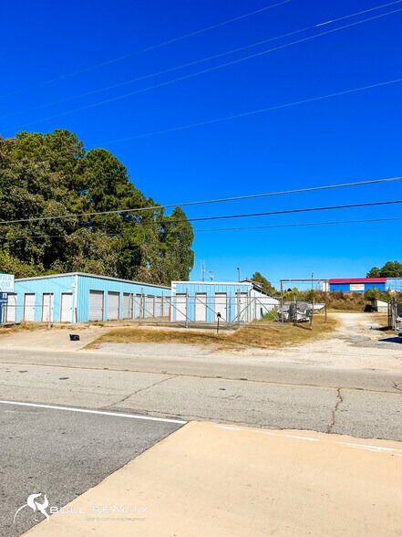 2570 Flat Shoals Rd SE, Conyers, GA à vendre - Photo de l’immeuble – Image 2 sur 42