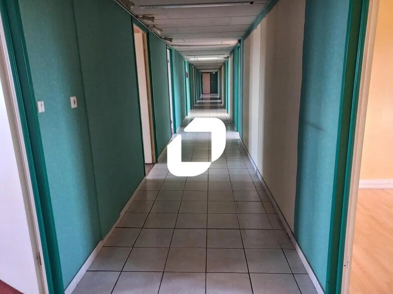 51 Boulevard De Valmy, Villeneuve-d'Ascq à vendre - Photo de l’immeuble – Image 2 sur 11