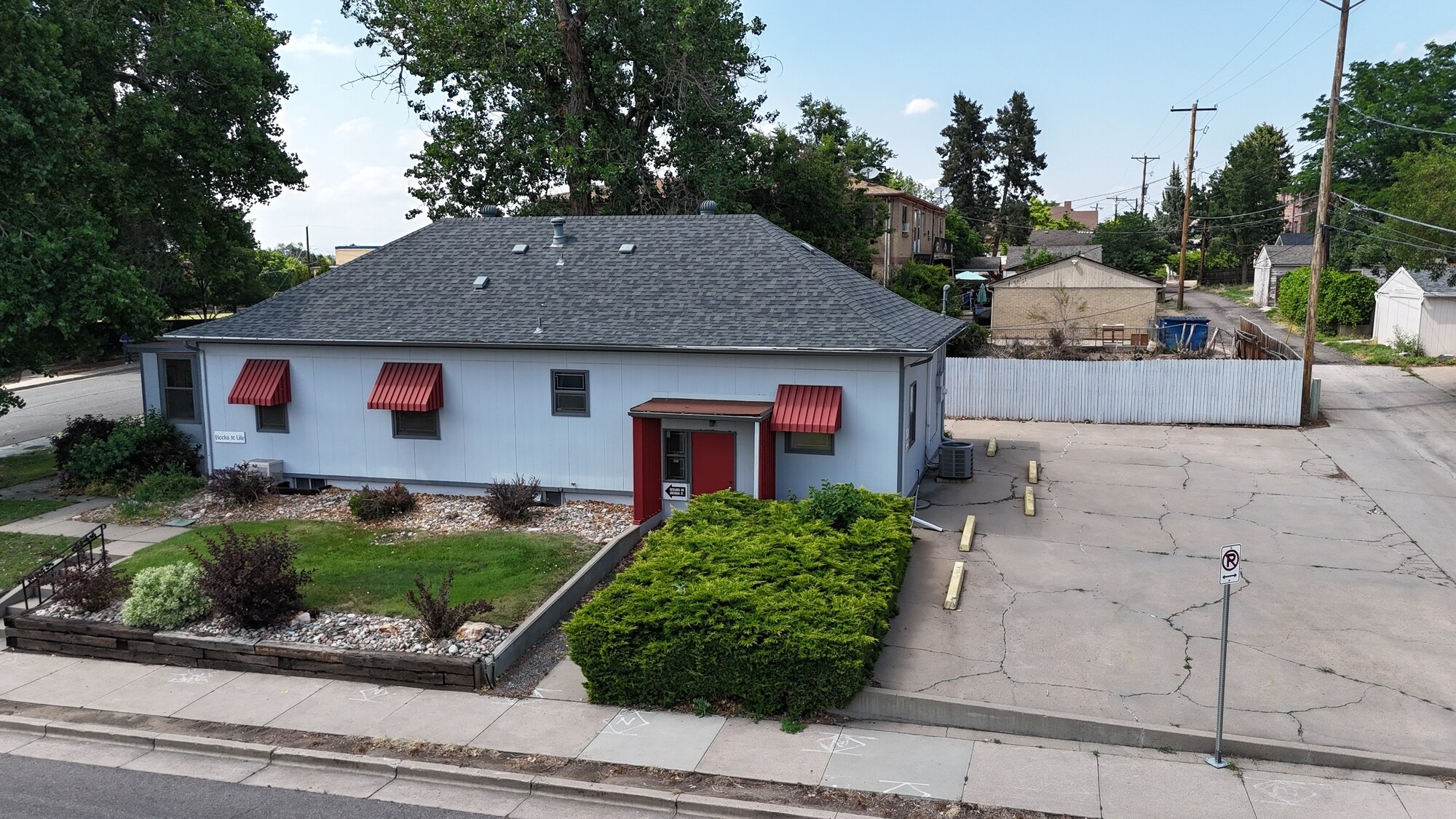 3396 S Sherman St, Englewood, CO à vendre Photo de l’immeuble– Image 1 sur 6