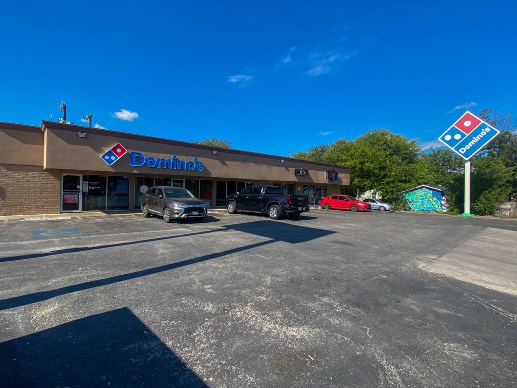 129-137 Bandera Rd, San Antonio, TX à louer Photo de l’immeuble– Image 1 sur 16