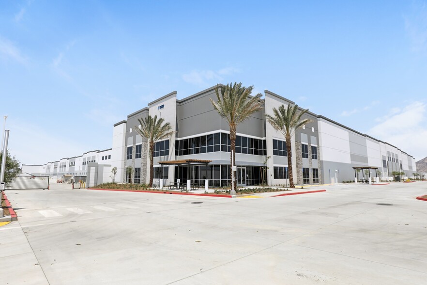 3600 Redlands Ave, Perris, CA à louer - Photo de l’immeuble – Image 1 sur 7