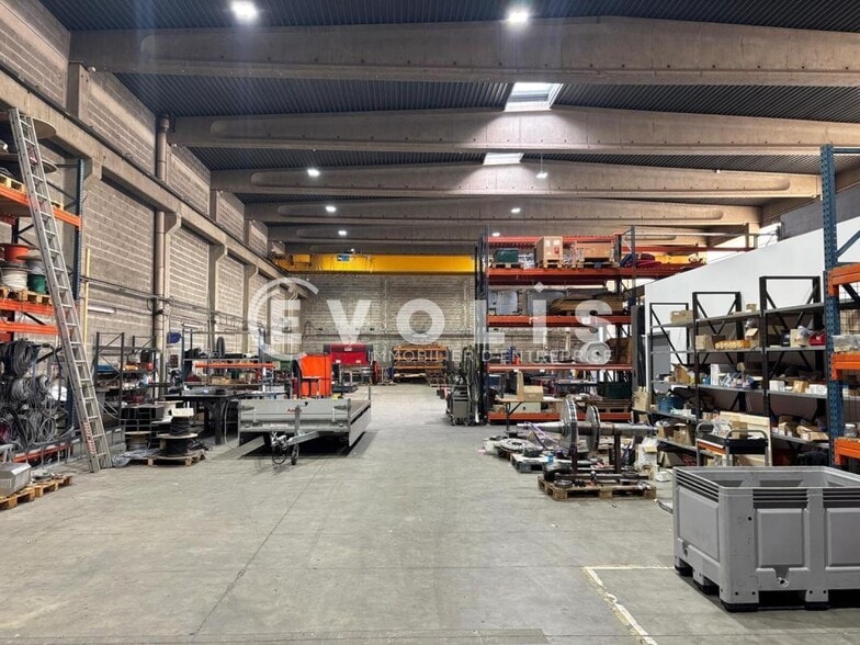 25 Avenue Des Frères Montgolfier, Chassieu à louer - Photo intérieure – Image 3 sur 8