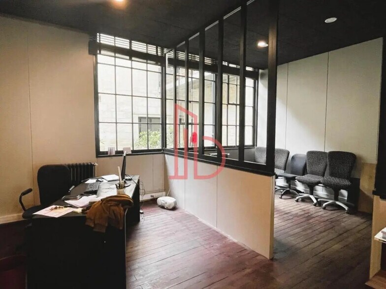 Bureau dans Bordeaux à vendre - Photo de l’immeuble – Image 2 sur 3