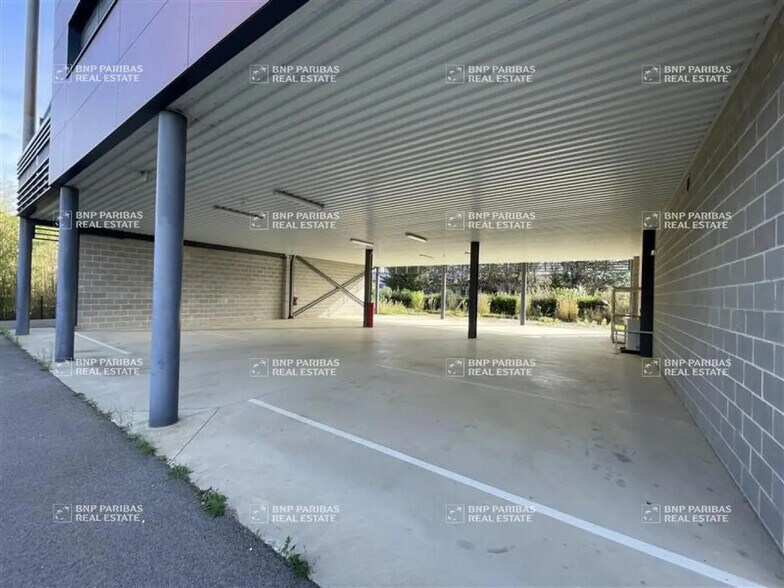 Bureau dans Mudaison à vendre - Photo de l’immeuble – Image 3 sur 18
