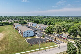 1325 S Lillian Ave, Bolivar, MO - Vue aérienne vue de carte