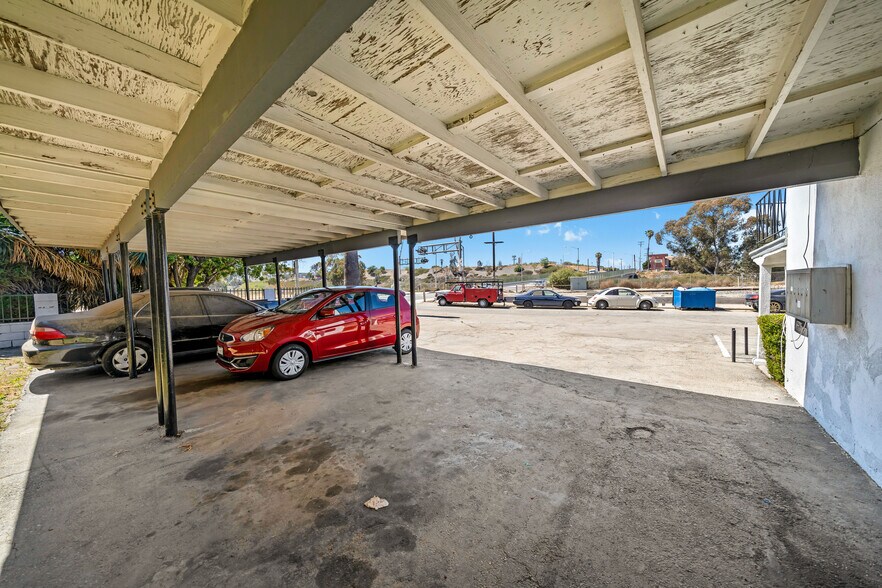 11700 S Normandie Ave, Los Angeles, CA à vendre - Photo de l’immeuble – Image 3 sur 17