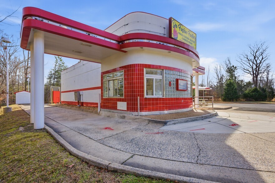 5079 James Madison Pky, King George, VA à vendre - Photo de l’immeuble – Image 3 sur 56