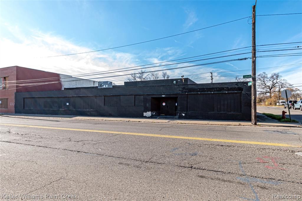 18943 John R Rd, Detroit, MI à louer Photo principale– Image 1 sur 45