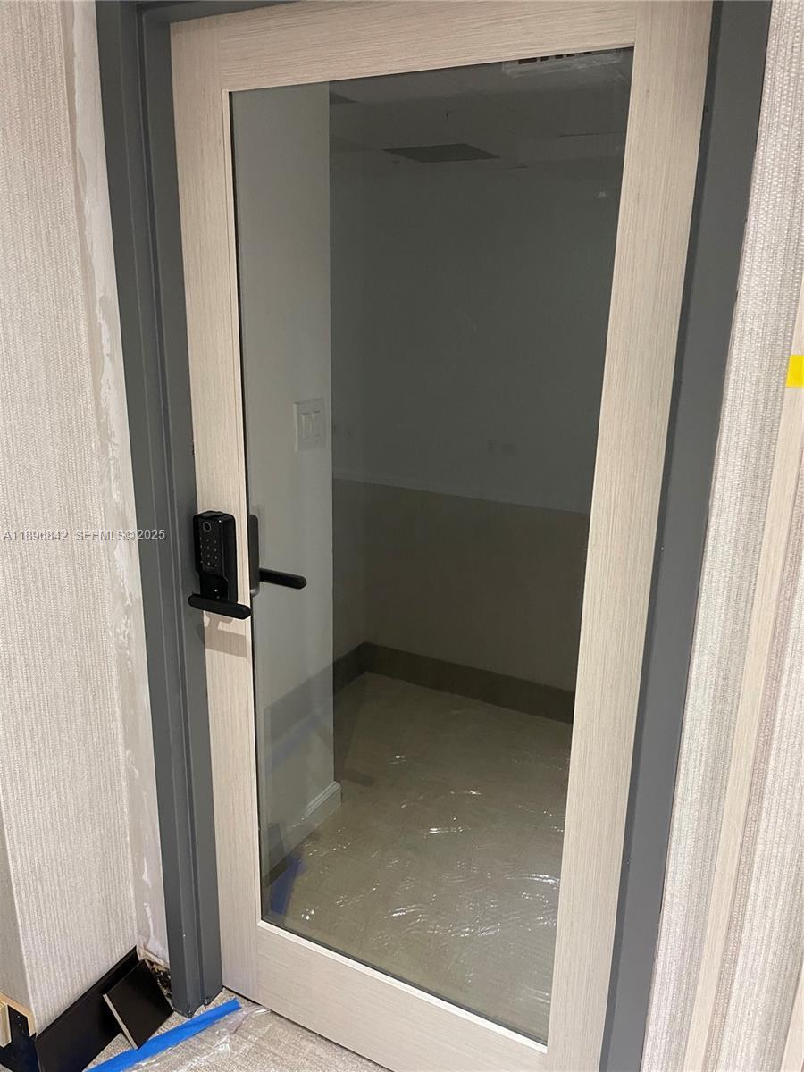 1110 Brickell Ave, Miami, FL à louer Photo intérieure– Image 1 sur 11