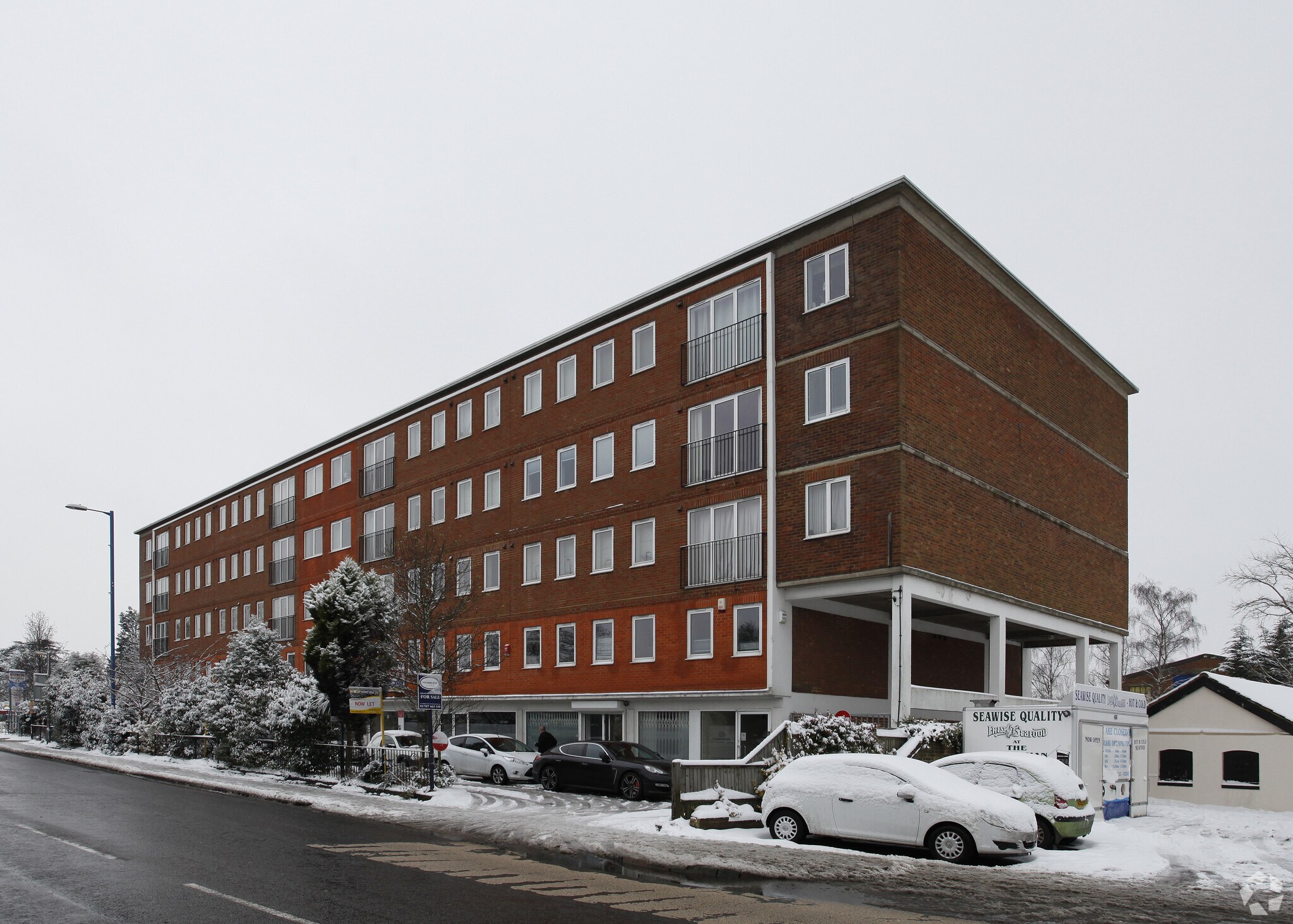 230 High St, Potters Bar à vendre Photo principale– Image 1 sur 37