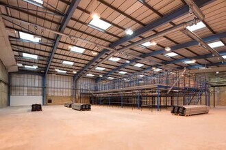 Victoria Rd, Londres à louer Photo intérieure– Image 2 sur 2