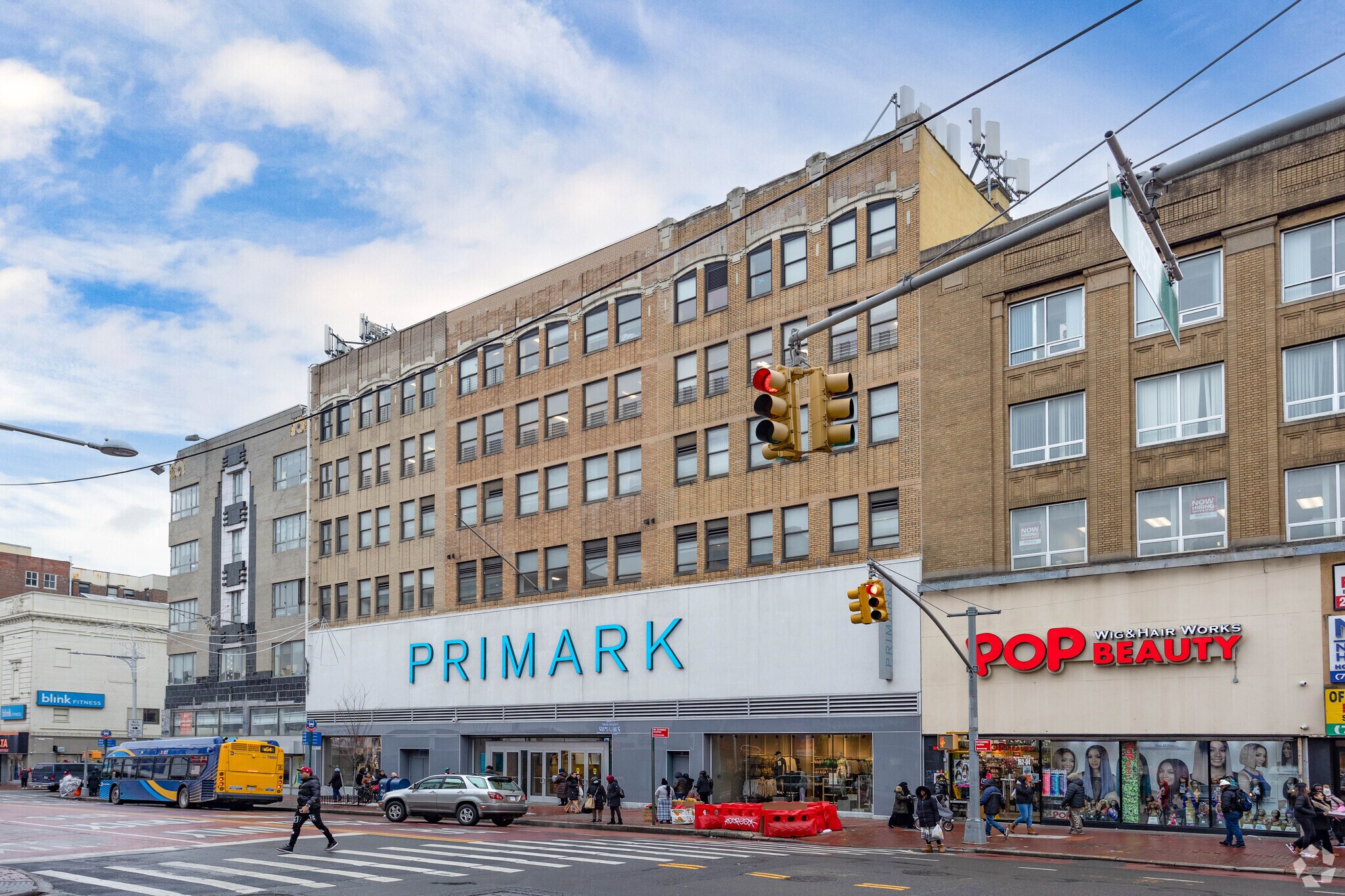 162-10 Jamaica Ave, Jamaica, NY à louer Photo principale– Image 1 sur 6