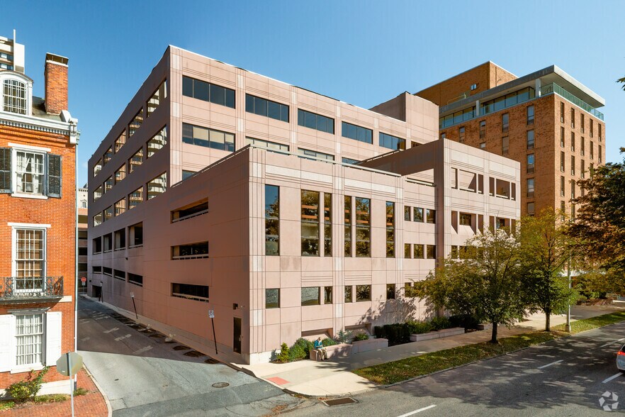 305 N Front St, Harrisburg, PA à vendre - Photo principale – Image 1 sur 5