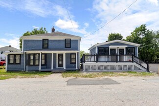 Plus de détails pour 14 W Natick Rd, Warwick, RI - Logement à vendre